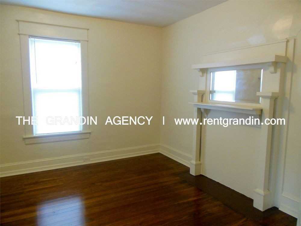 1220 Dale Ave SE #a - Photo 3 of 19