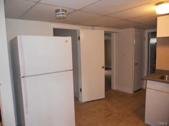 47 Mulberry St - Photo 3 of 13