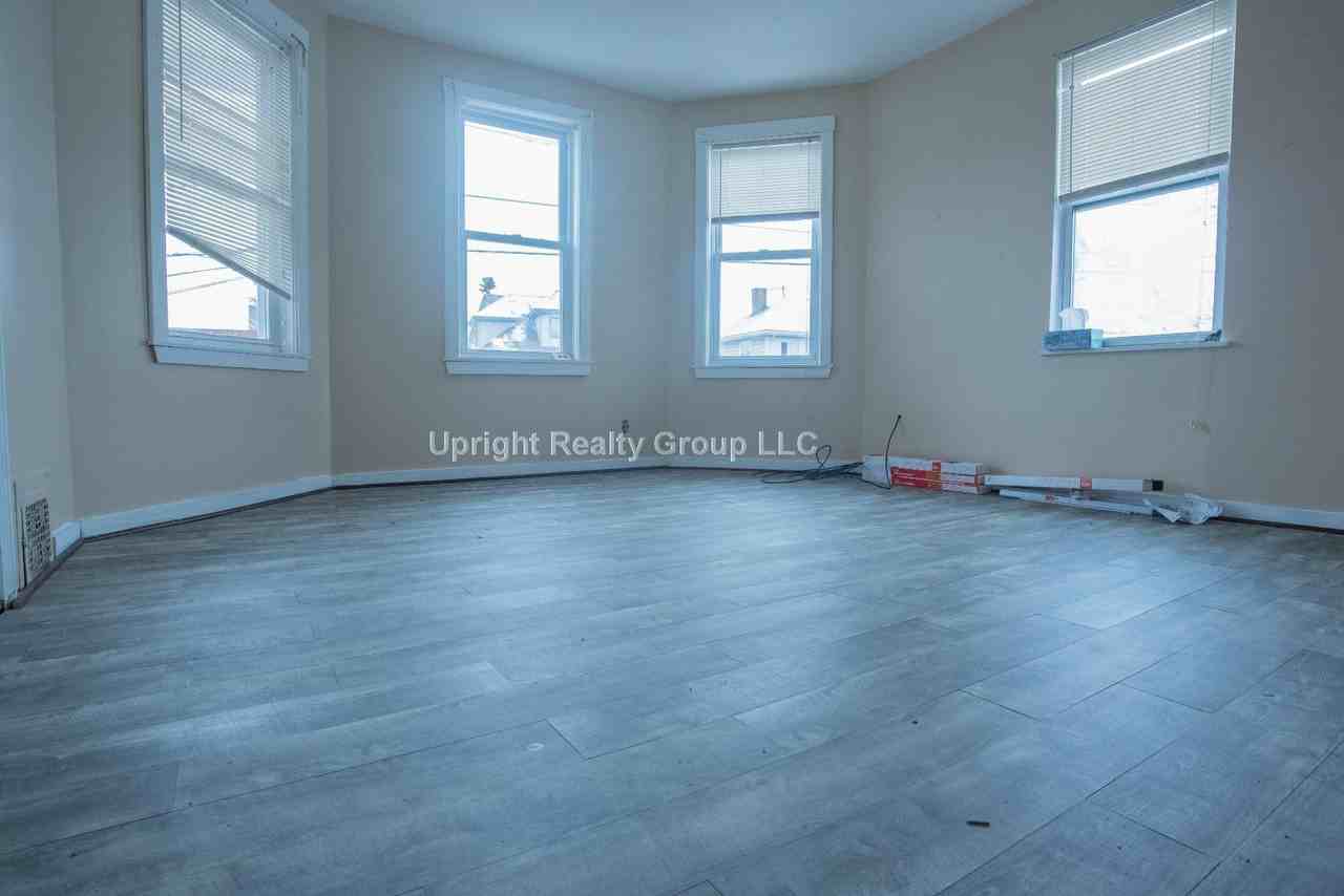 141 Washington St 2 - Photo 2 of 9