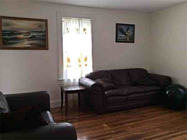 56 Lexington St 56 - Photo 3 of 7