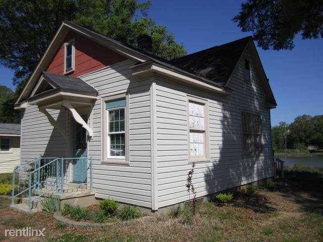 1092 W Shore Dr - Photo 3 of 3