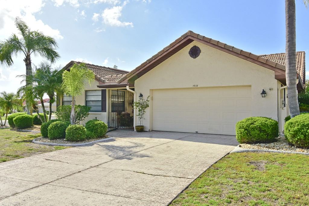 1978 Wolf Laurel Dr - Photo 2 of 27