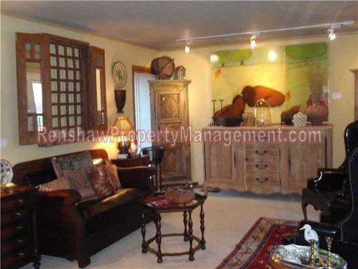 6431 Sulgrave Dr - Photo 3 of 7