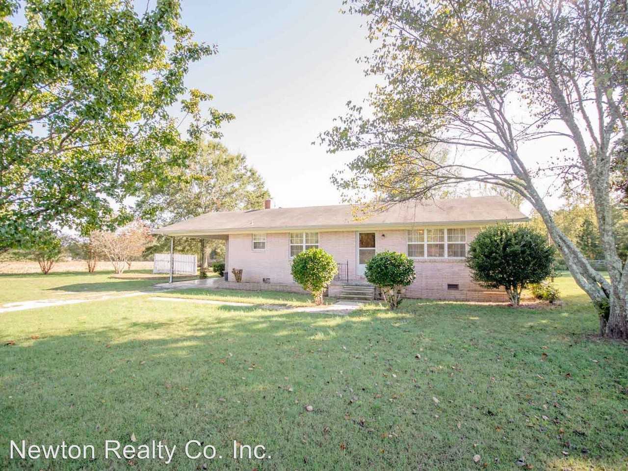 25026 7th St - Photo 2 of 24