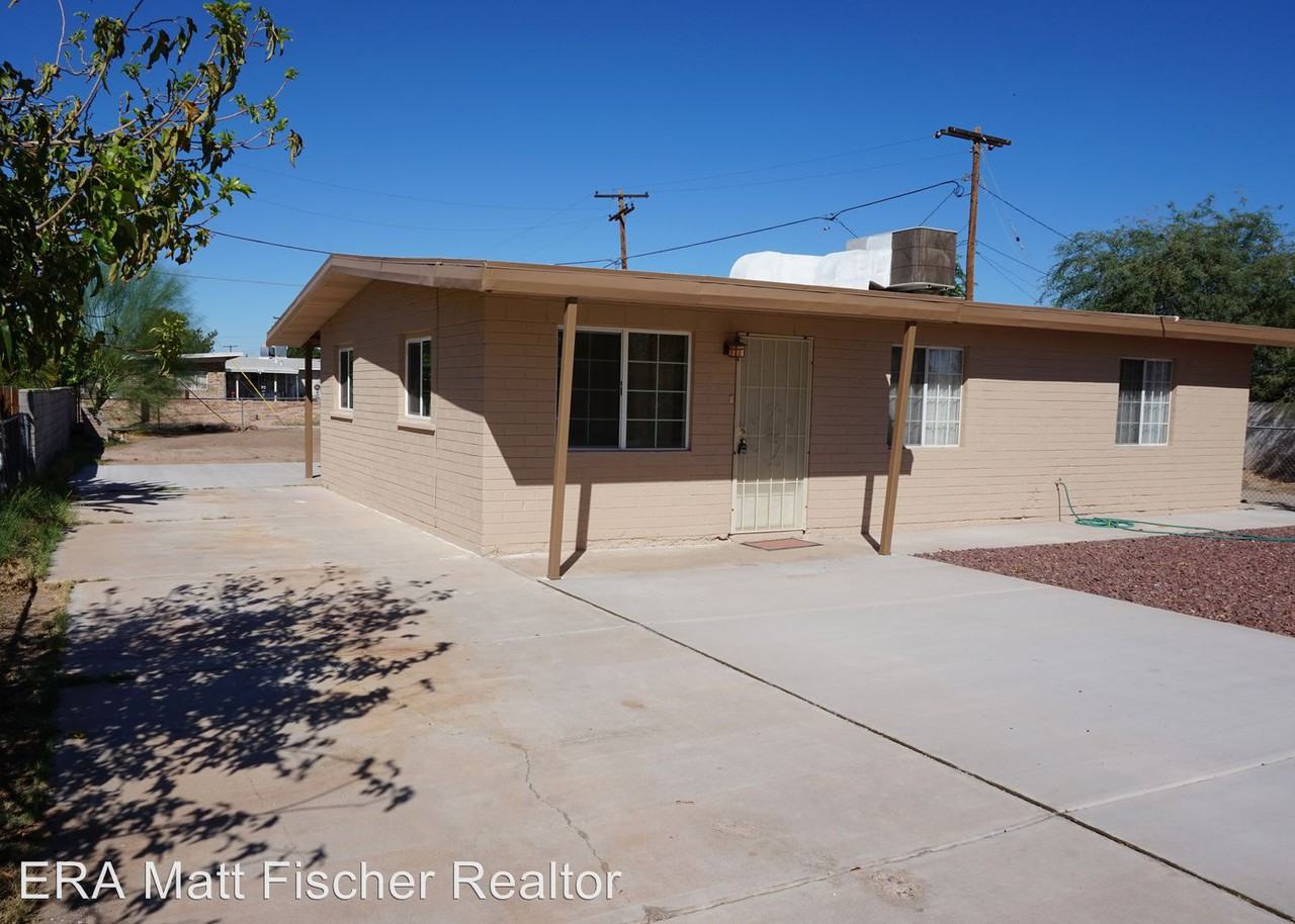 2622 S Mesa Ave - Photo 2 of 13