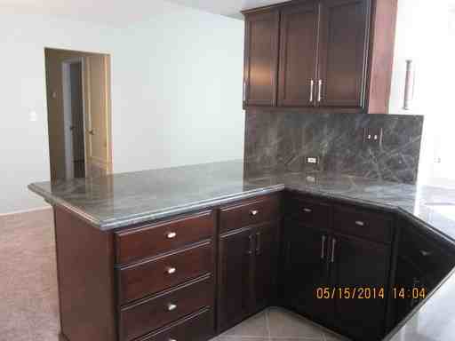 1513 Huddersfield Ct - Photo 2 of 14