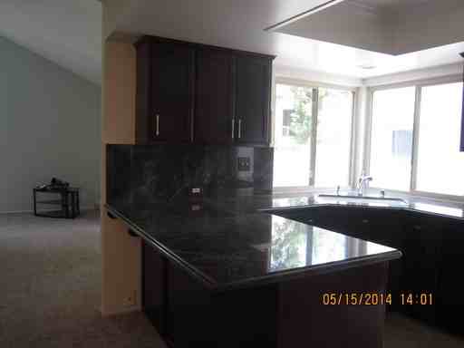 1513 Huddersfield Ct - Photo 3 of 14