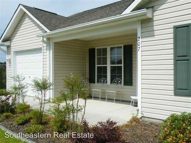 207 Larchmont Ct - Photo 2 of 5