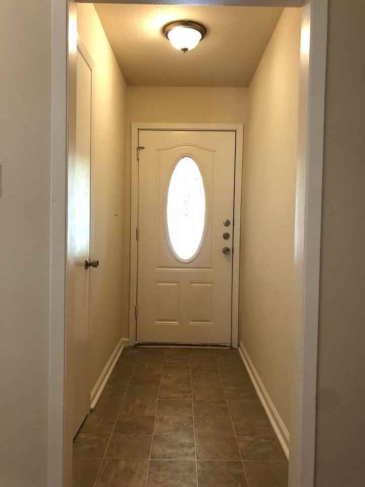 504 Buckskin Dr - Photo 3 of 16