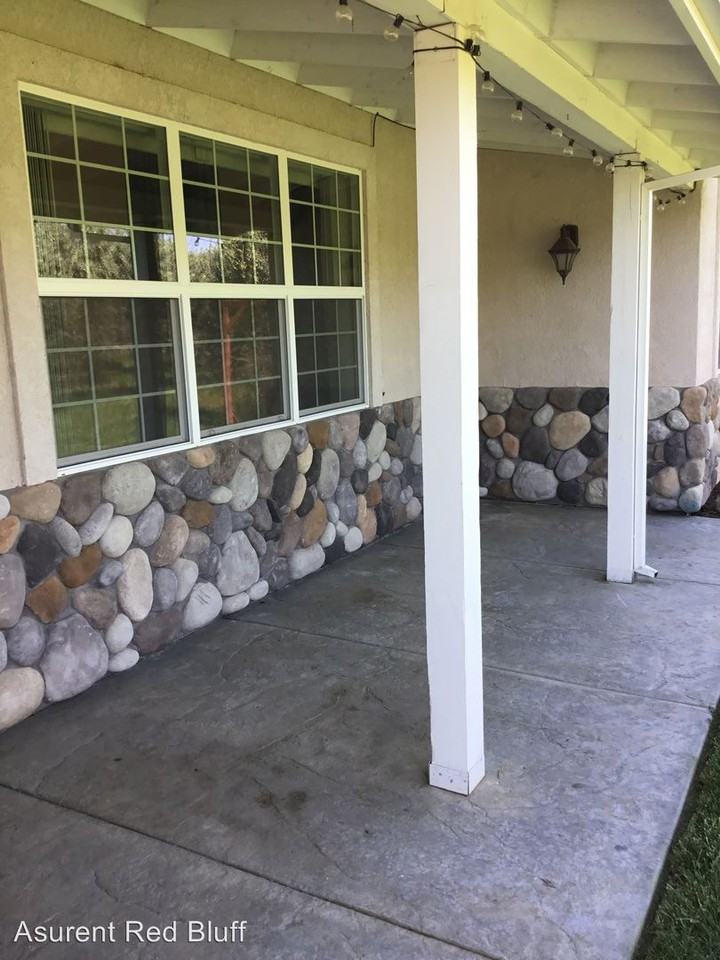 4821 Lobinger Ave - Photo 2 of 12