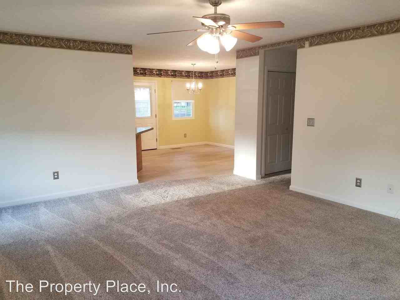 111 Black Oak Dr - Photo 3 of 9