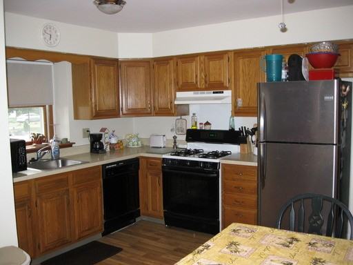 2426 Pliner Ct - Photo 3 of 8