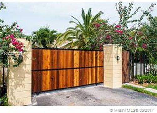 6411 SW 185th Way - Photo 2 of 8