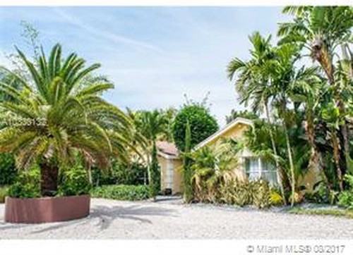 6411 SW 185th Way - Photo 3 of 8