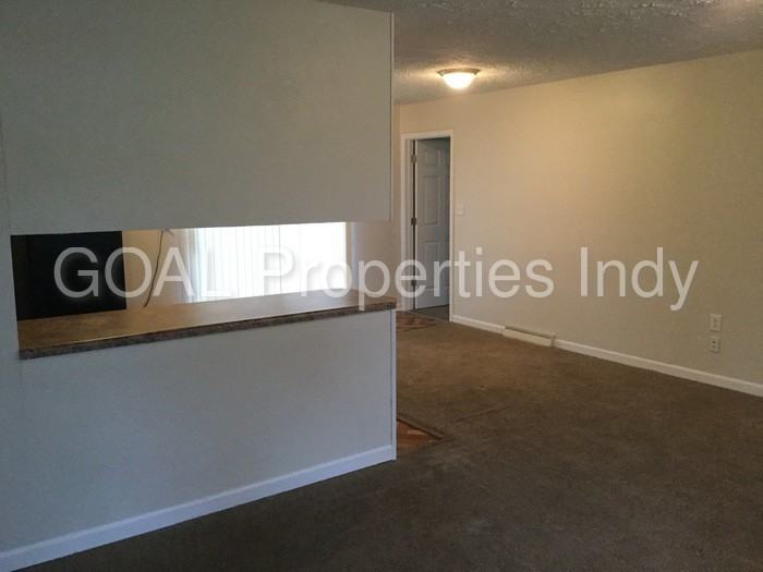 426 Pleasant Dr - Photo 3 of 18