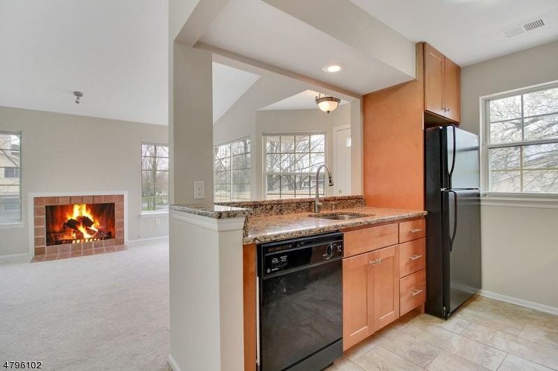 1 Wendover Ct - Photo 2 of 23