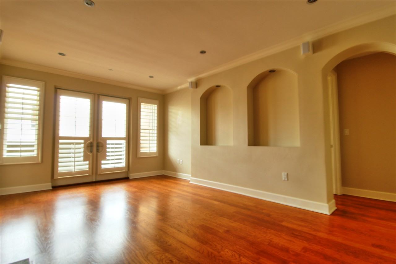 1000 Genter St - Photo 2 of 23