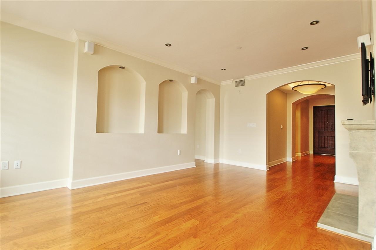 1000 Genter St - Photo 3 of 23