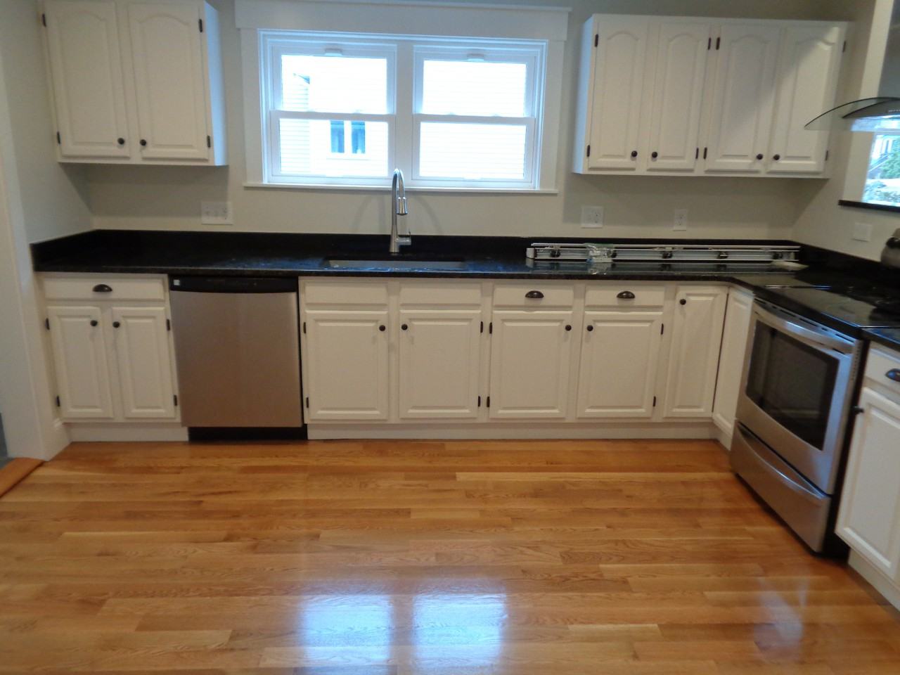 942 Waltham St R - Photo 3 of 23