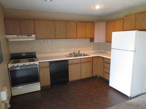 823 Elmer Ave - Photo 2 of 11