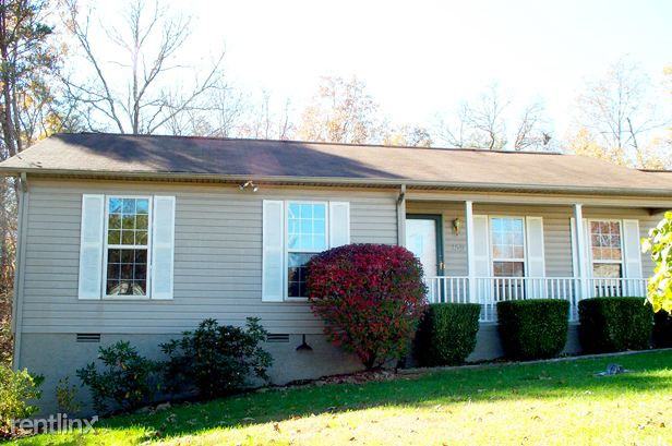 159 Chelsea Dr - Photo 2 of 2