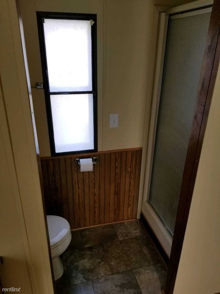 122 W Pine St - Photo 3 of 7