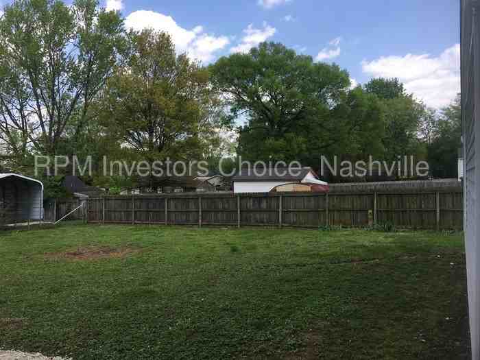 62 Peachtree St - Photo 3 of 31