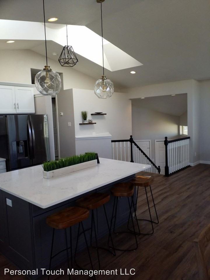 4261 43rd Ave S - Photo 2 of 25