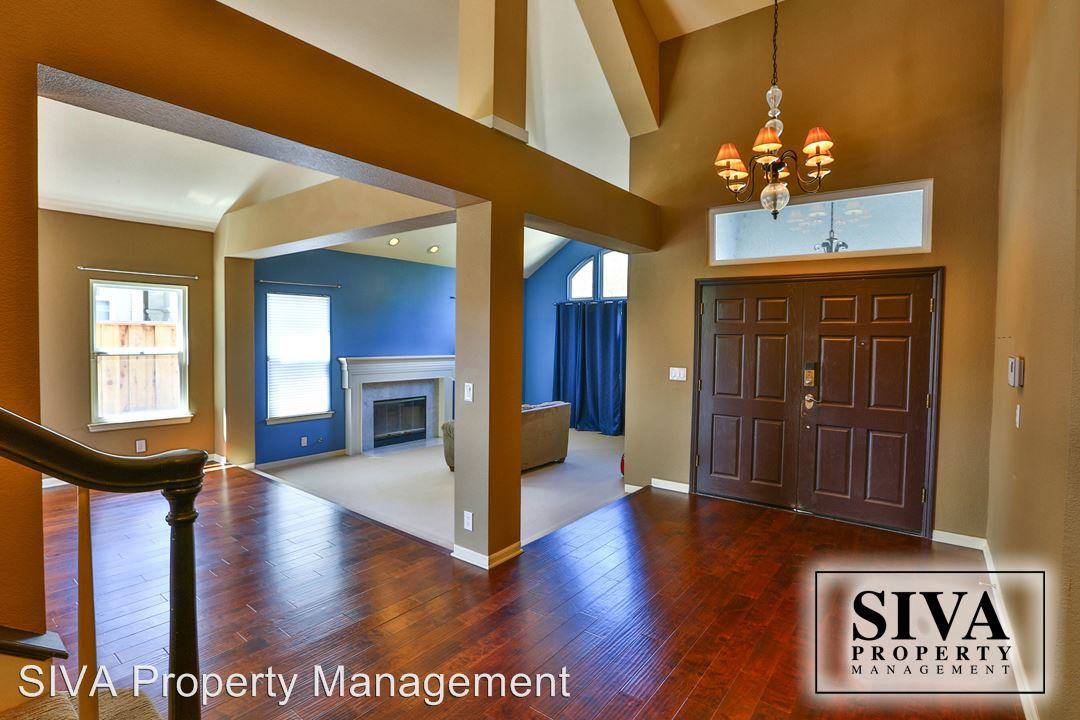 5912 Sterling Oaks Dr - Photo 2 of 28
