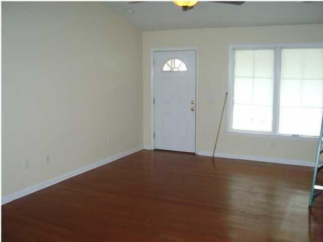 330 Jean Wells Dr - Photo 3 of 7