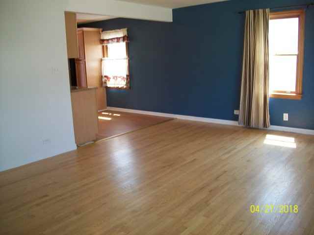 9737 Warren Ave - Photo 3 of 15