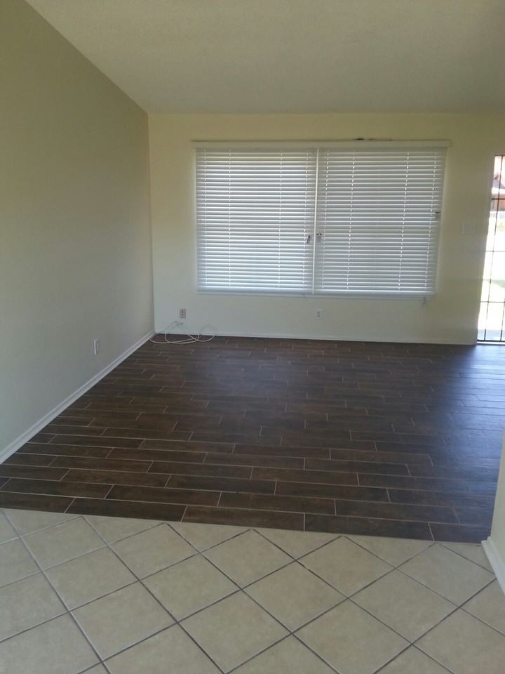 2620 Carob St - Photo 3 of 8