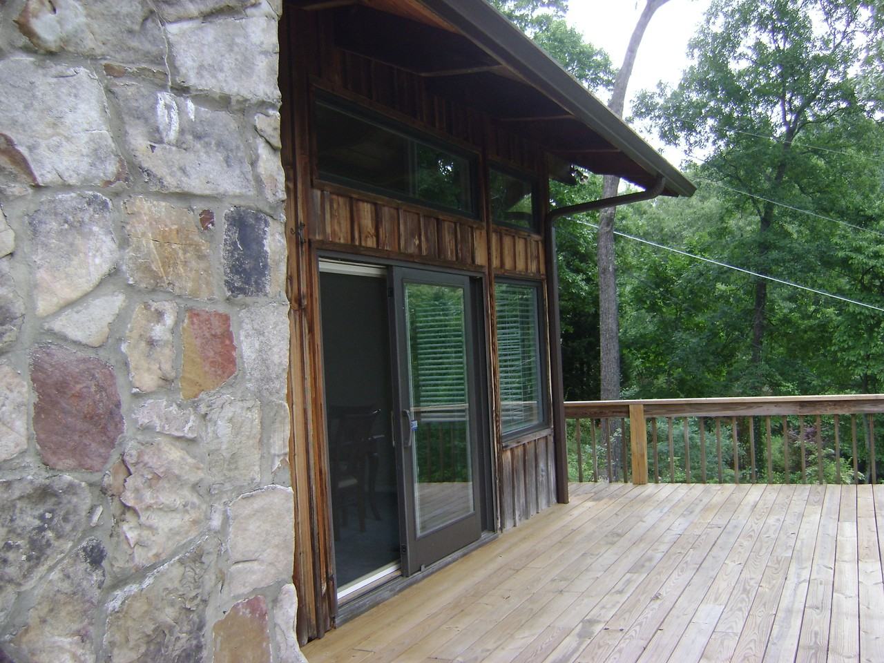 5709 Vincent Rd - Photo 2 of 35