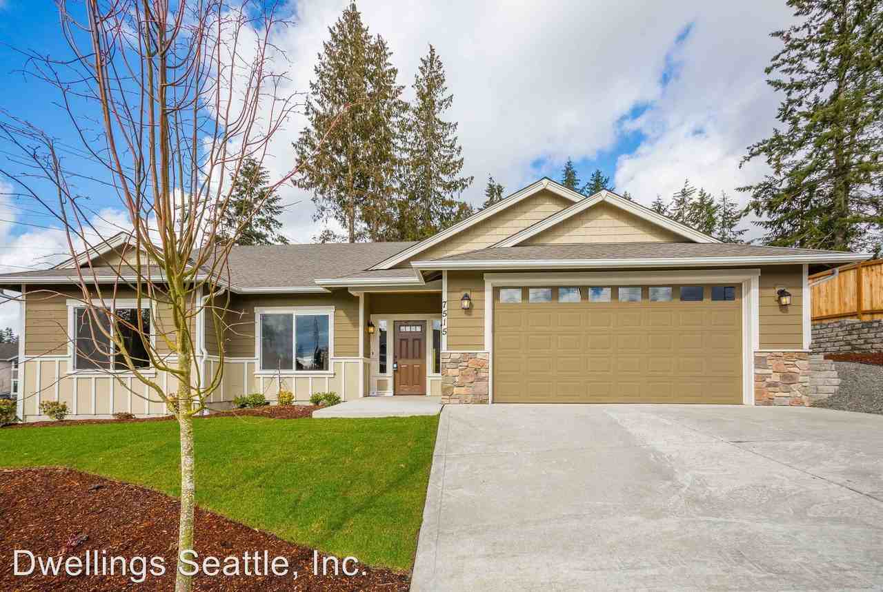 7515 Broadway - Photo 3 of 18