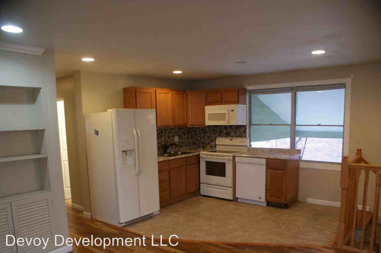 9707 Portage Dr - Photo 2 of 19