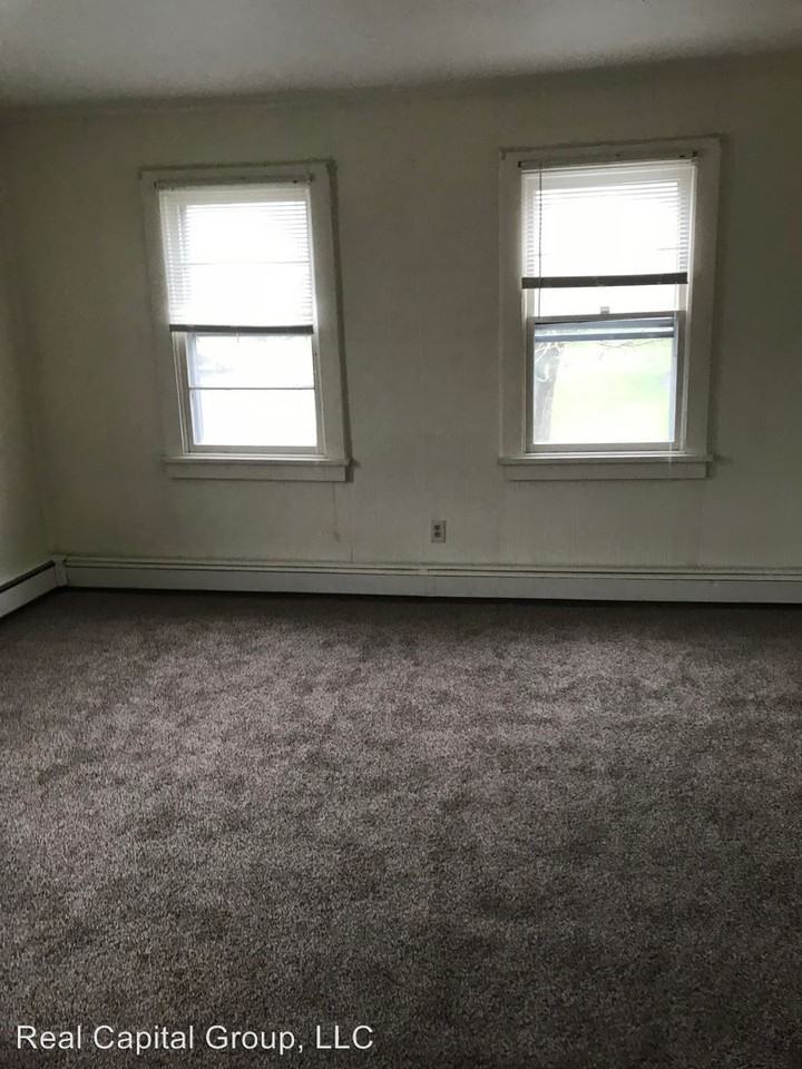 6 Winter St. - Photo 3 of 4