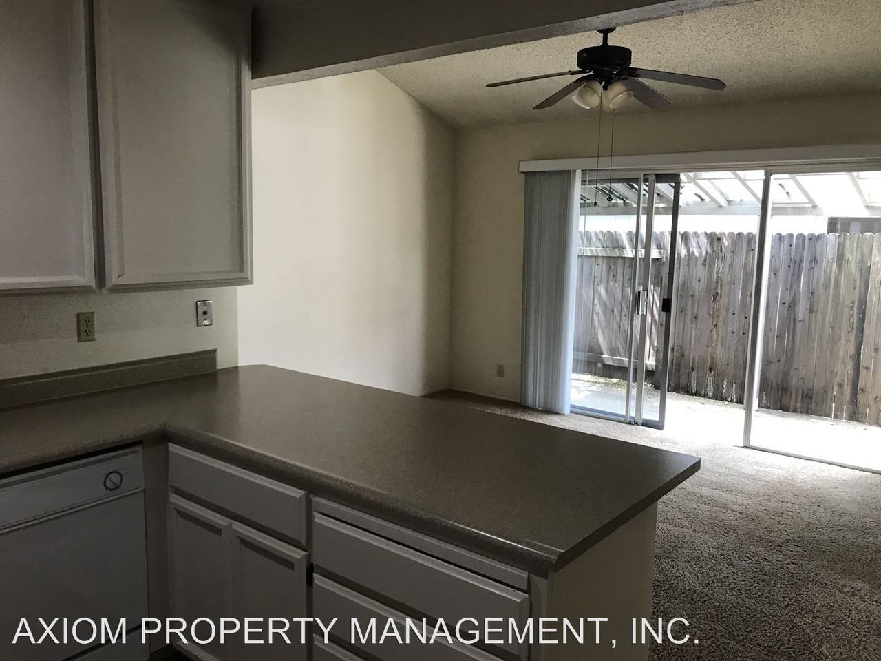 1728 Kent St - Photo 3 of 13