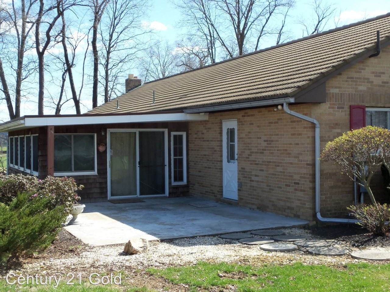 413 Oak Haven Rd - Photo 3 of 16