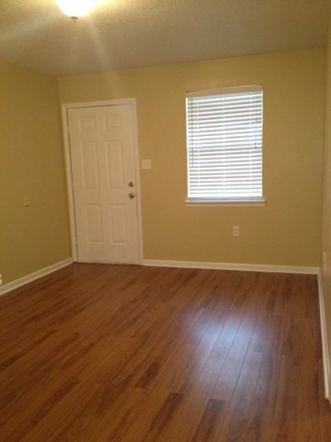 230 N. 25th Ave. - Photo 3 of 50