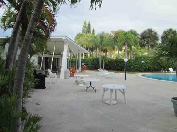 1500 Presidential Way - Photo 2 of 33