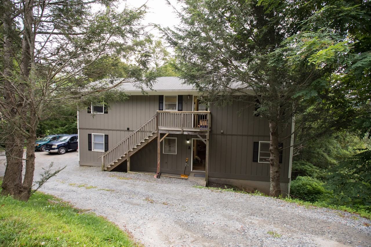 394 Margo Lane #A - Photo 6 of 9
