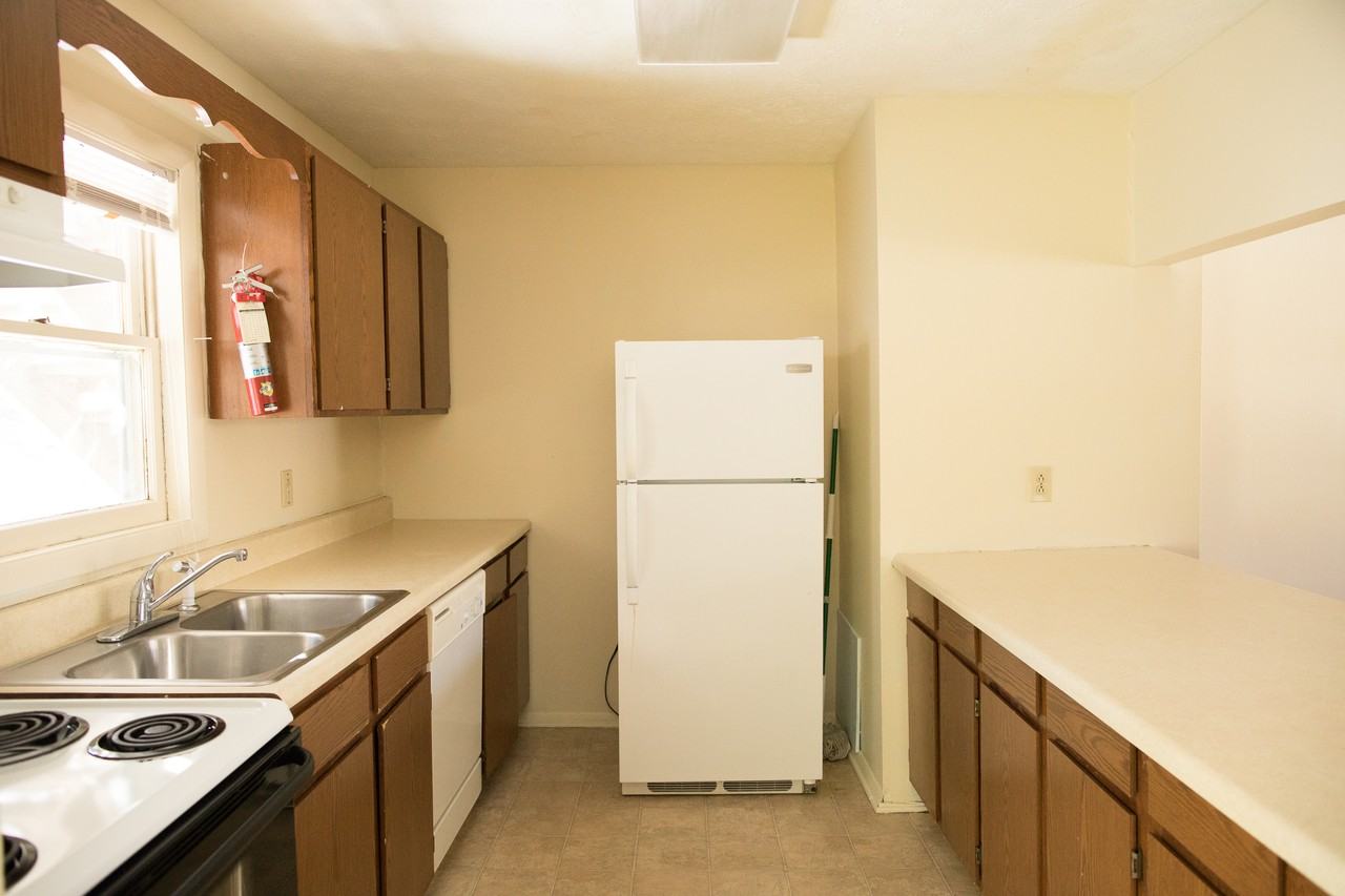 394 Margo Lane #A - Photo 3 of 9