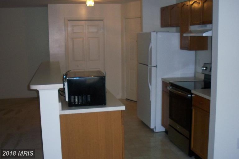 2402 Ellsworth Way - Photo 3 of 7