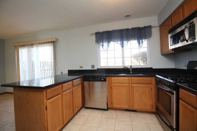 1712 Pebble Beach Cir - Photo 2 of 12