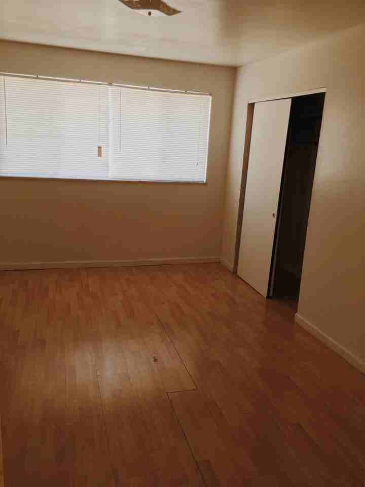 Ashby Heights - Photo 2 of 5