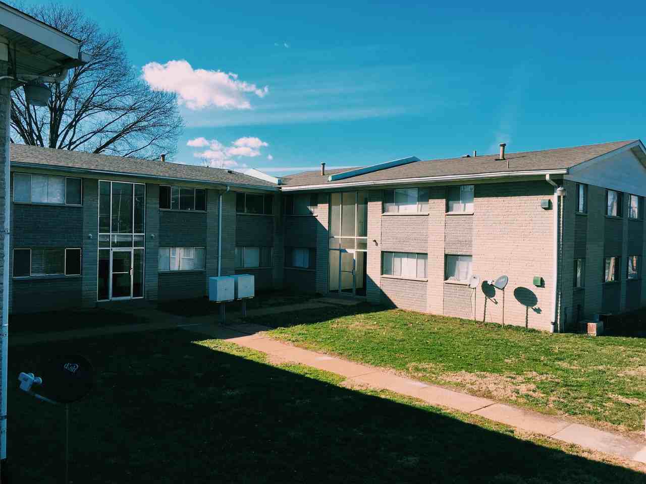 Ashby Heights 3233 Ashby Road, Saint Ann, MO 63074 Apartment for