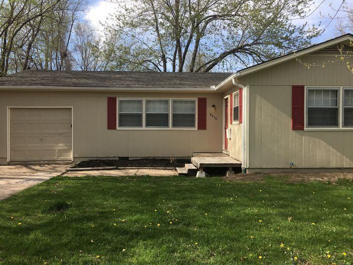 8616 E 84th St - Photo 2 of 13