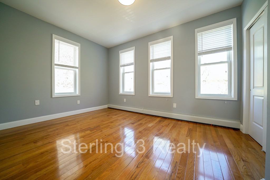 3206 84th Street #2F - Photo 3 of 6