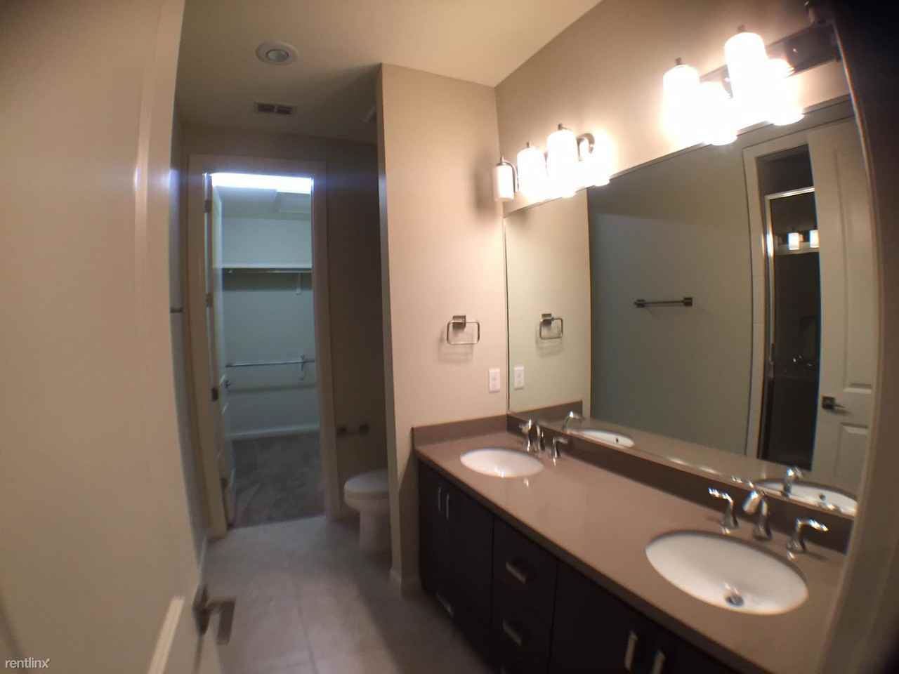 1008 E Dove Ave - Photo 2 of 7