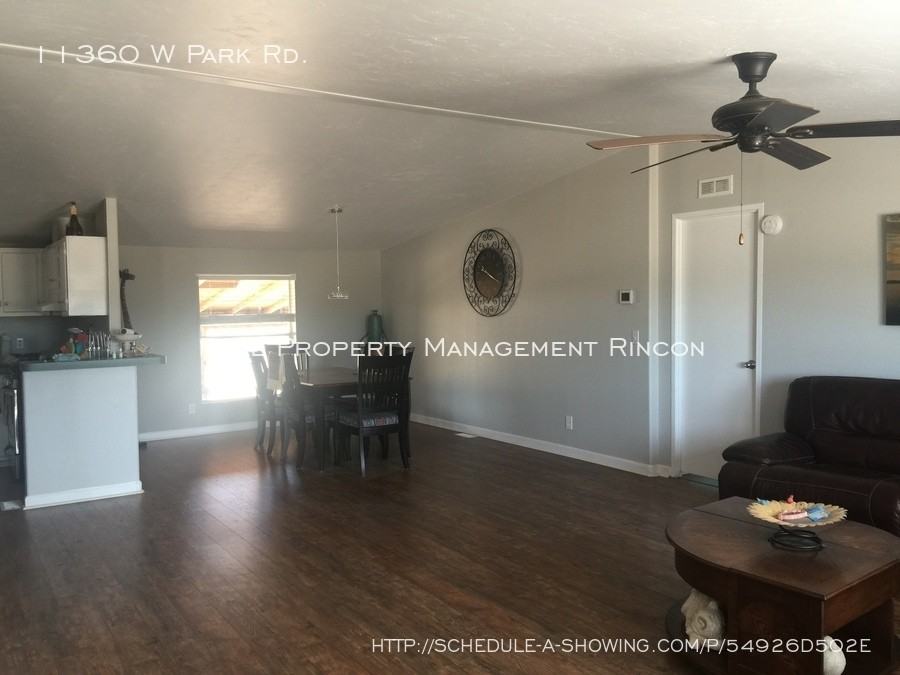 11360 W Park Rd - Photo 3 of 17